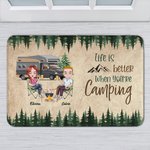 Tapis de porte personnalisé La vie est plus belle quand on fait du camping Cadeau pour couple