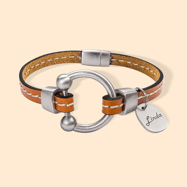 Personalisiertes Reitsport Lederarmband mit Namen Gravur und Hufeisen Magnetarmband Geschenk für Pferdeliebhaber Damen Mädchen zum Geburtstag