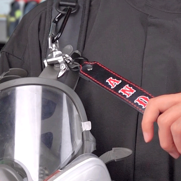 Personalized Swivel Shackle with Black Leather Tag  SCBA Mask Quick Release Accessory for Firefighter