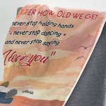 Gepersonaliseerde No Matter How Old We Get Never Stop Holding Hands Flannel Sherpa Deken Vrouwelijk Geschenk