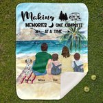 Personalisierte Making Memories One Campsite At A Time Blanket Geburtstagsgeschenk für Paar Familie Camping Liebhaber