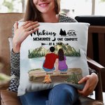 Famiglia personalizzata che crea ricordi in un campeggio alla volta: cuscino di copertura per il compleanno, regalo di Natale per la coppia di amanti 