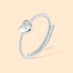 Bague de Coeur Réglable Personnalisée avec Initiale Bague Torsadée Empilable Bijoux Minimalistes Cadeau Fête des Mères Valentin Anniversaire pour Elle