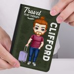 Personalisierte Reise ist meine Therapie Reisepass Fall mit Namen Reise Reisezubehör Geburtstag Geschenk für Freunde Familie