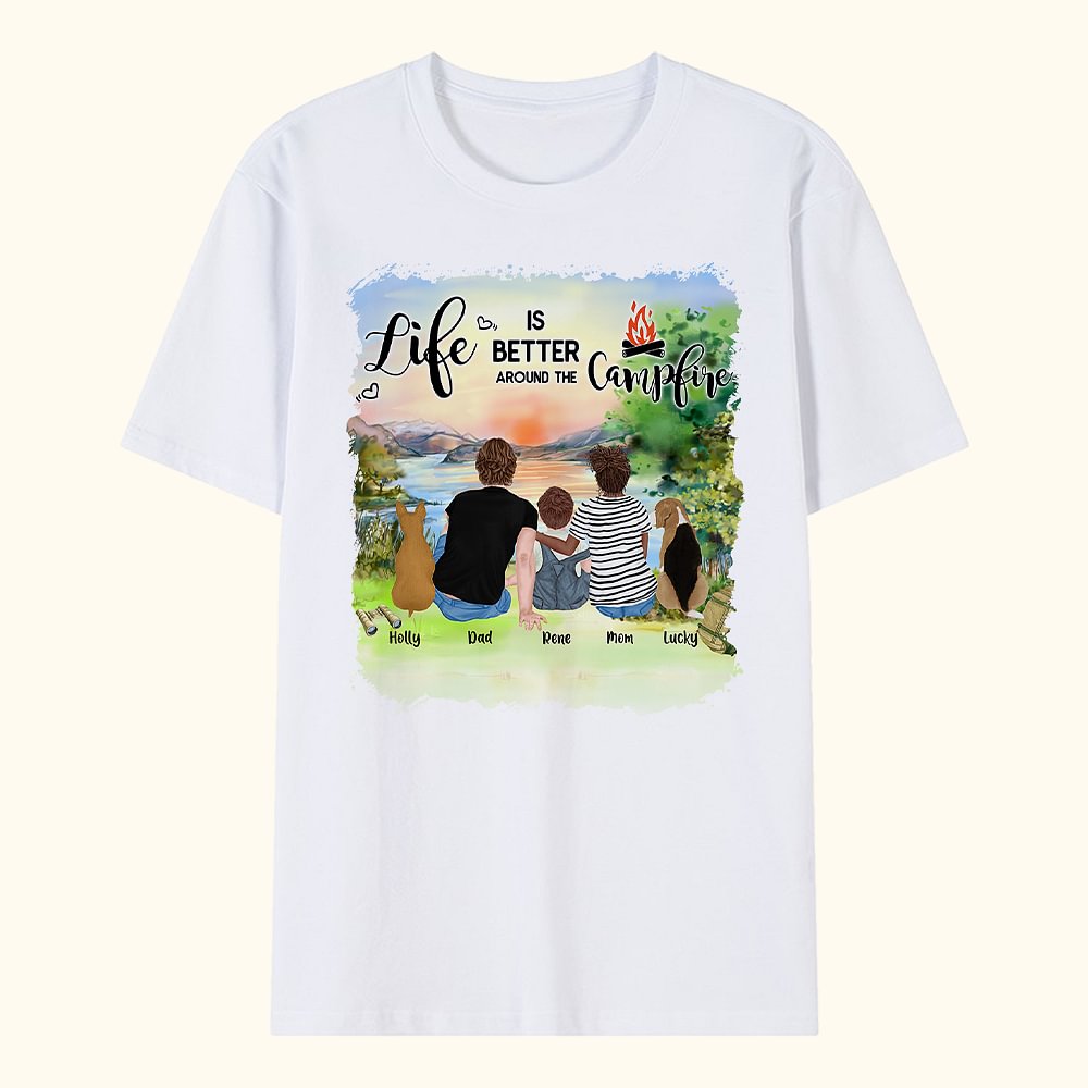 T-shirt adulte pour enfant personnalisé Life Is Better Around The Campfire (La vie est plus belle autour du feu de camp) Cadeau de Noël Cadeau d'anniv