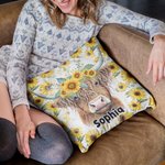 Personalizado lindo girasol Highland Cow Throw Pillow Home Decor con nombre Cumpleaños Regalo de Navidad para la familia Highland Cow Lover