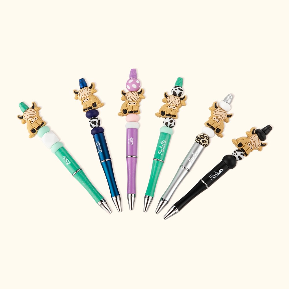 Stylo à bille personnalisé avec nom et perle en silicone Cadeau d'anniversaire pour l'amoureux des vaches des Highlands