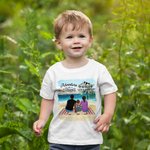 Personalisierte Abenteuer ist da draußen Erwachsenen-T-Shirt und Kinder-T-Shirt Geburtstag Camping Geschenk für Familie