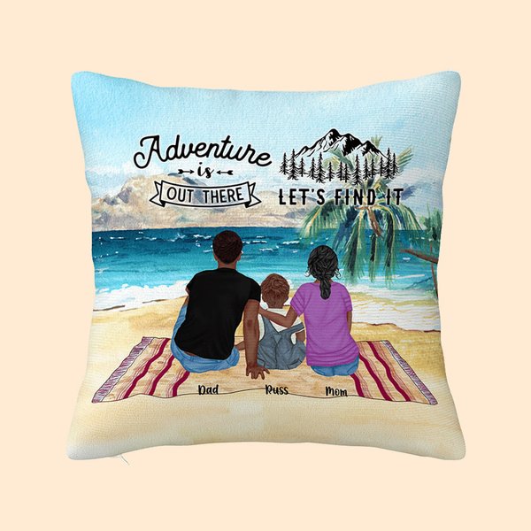 Taie d'oreiller personnalisée Plage Camping Adventure Is Out There Let's Find It Cadeau d'anniversaire Cadeau de Saint-Valentin