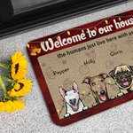 Henkilökohtainen Ihmiset vain asuvat täällä kanssamme Ovimatto Joululahja Syntymäpäivälahja lemmikkieläinten ystäville