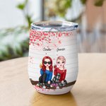 Personalisierte Leben ist besser mit Besties mit Kirschbaum Hintergrund Wein Becher Geschenk für Schwestern