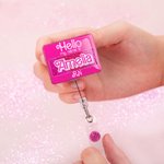 Gepersonaliseerde Hello My Name Is Acryl Badge Reel Candy stijl Glitter ID-kaart intrekbare badge Clip geschenk voor leraar verpleegster roze pop fans