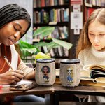 Gepersonaliseerde Just One More Chapter Bookrack Achtergrond 12oz Wine Tumbler Reading Gift Kerstcadeau Verjaardagscadeau voor boekenliefhebbers