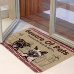 Alfombrilla de puerta personalizada Beware Of Pets The Owners Are Shady As Hell Too Home Decoration Gift for Pet Lover Owner