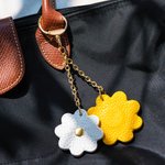 Personalised Leather Daisy Magnetic Hat Clip Mask Clip Bag Decoration Christmas Gift Birthday Gift for Women