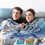 Henkilökohtainen He kävelevät vierelläni joka päivä pehmeä fleece peitto joulu muistoksi lahja perheelle