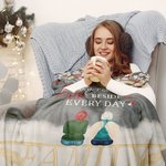 Coperta morbida personalizzata They Walk Beside Me Every Day Regalo commemorativo di Natale per la famiglia