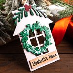 Ornamento in legno personalizzato della casa di Natale con nome, indirizzo e numero civico Decorazione per la casa con cordino Regalo di Natale per la