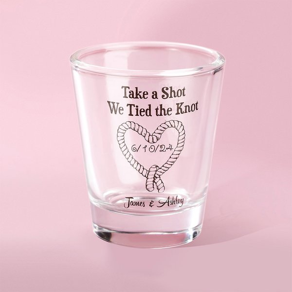 Verres à cocktail personnalisés avec date et noms Lot de 2 verres à cocktail pour la douche de mariage Cadeau pour les invités