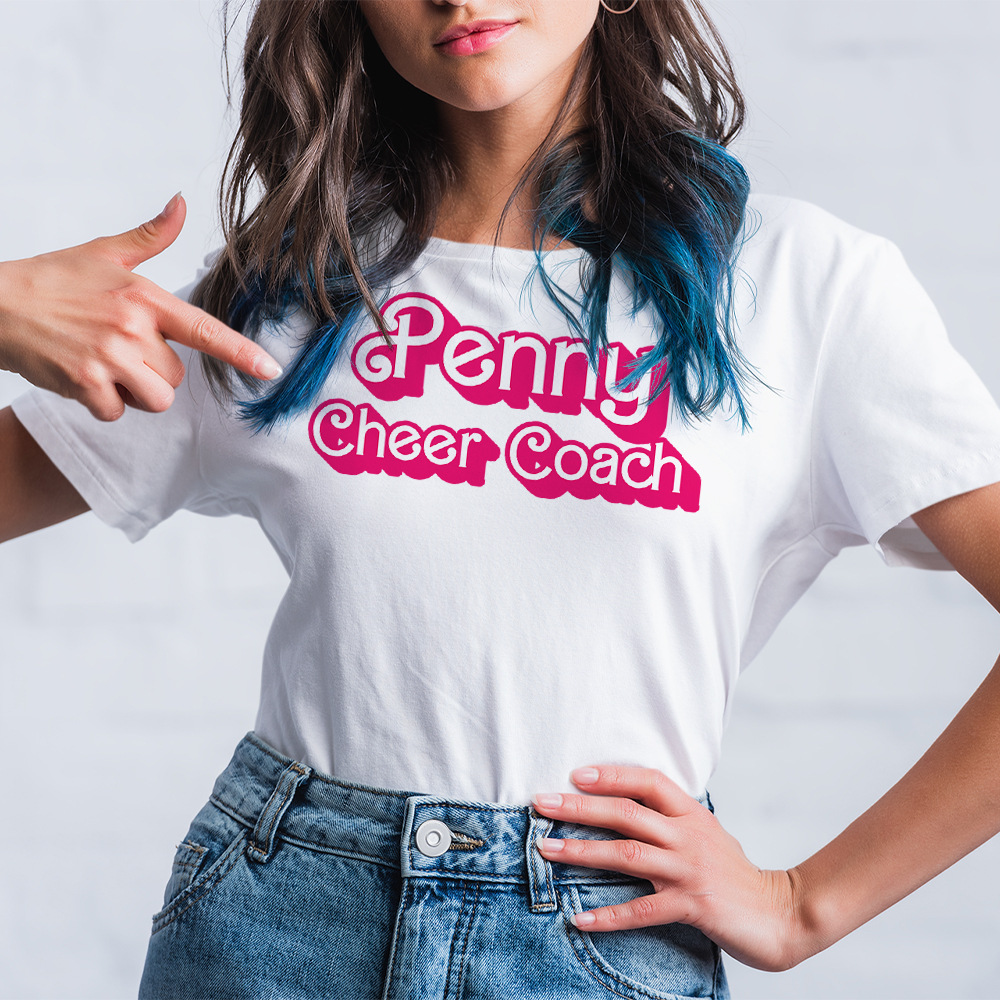 T-shirt personnalisé Style Poupée Rétro Sweatshirt avec Nom Multicolore Disponible Anniversaire Noël Cadeau pour Bestie Fashion Doll Fan