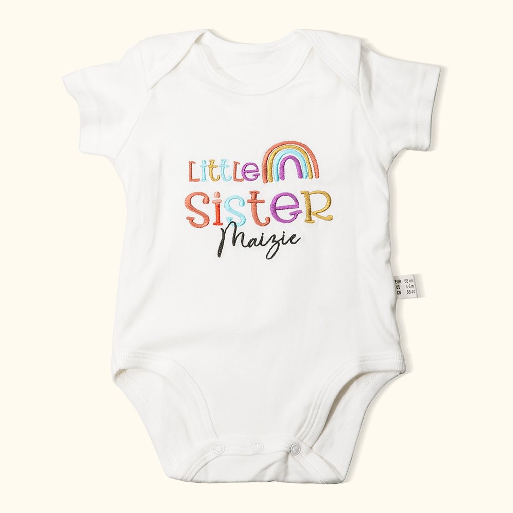 Ensemble T-shirt et Onesie unisexe personnalisé 100% coton avec impression brodée arc-en-ciel et nom assorti Cadeau d'anniversaire pour nouvelle mère