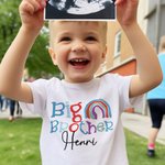 Personalizzato 100% cotone ricamato stampa arcobaleno Unisex T-shirt e Onesie Set con nome abbinato Set regalo di compleanno per la nuova madre bambin