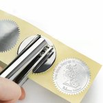 Timbro a rilievo personalizzato per libri dalla Biblioteca di Seal Regalo di compleanno per gli amanti dei libri