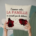 Housse de Coussin Personnalisé avec Titre et Motif Deux États Pas de Distance Entre l'Amour Entre la Famille Cadeau Noël pour Famille Amis Couple