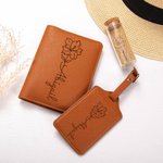 Gepersonaliseerde Geboorte Flower Lederen Paspoort Cover Bagagelabel Set met Naam Travel Essential Verjaardagscadeau voor vrouwen