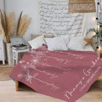 Couverture Flanelle Laine Personnalisée avec 1-8 Fleurs de Naissance et Noms Cadeau Anniversaire pour Maman Grand-Mère