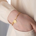 Bracciale personalizzato con zampa d'animale e ali d'angelo con nome inciso Regalo di memoria per gli amanti degli animali domestici