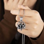 Gepersonaliseerde Lotusbloem met Mini Urn Asketting Herdenkingsgeschenk bij Verlies van een Geliefde