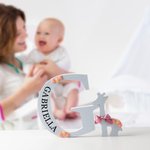 Alphabet Personnalisé avec Nom et Initiale Panneau de Lettre en Bois Décoration Maison Cadeau Baby Shower Noël pour Bébé Enfant