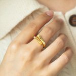 Personalisierte zwei Geburt Blume Birthstone Ring mit eingraviertem Text Geburtstag Jahrestag Geschenk für Frauen