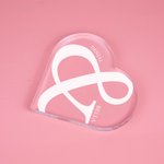 Targa personalizzata in acrilico a forma di cuore con & e due nomi Regalo di anniversario per la coppia