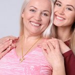 Personalisierte Kolibri Birthstone Halskette mit Perlen Kugelkette Geburtstag Muttertag Geschenk für Mama Oma