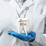 Personalisierte Backenzahn Vase Zahn Pflanzer Dental Pen Holder Schreibtisch Dekor mit Titel und Name Büro Graduierung Geschenk für Zahnarzt Dentalhyg