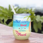 Bicchiere da vino personalizzato Non sorelle per sangue, ma sorelle per cuore Regalo di compleanno per sorelle e amiche