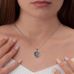 Collana fotografica personalizzata con ali di cuore vintage e zircone Regalo di anniversario di San Valentino per le donne