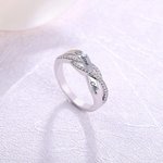 Bague en Argent Sterling Forme Torsadée Anneau Personnalisé avec Double Nom Gravé Cadeau de Mariage Saint Valentin