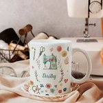 Tazza in ceramica a tema cucito personalizzata con nome Regalo di compleanno per la festa della mamma per la madre amante del cucito