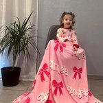 Personalizado de alta calidad super suave muñeca rosa inspirado en la manta de moda Elementos lindos sofá manta decoración del hogar fiesta de cumplea