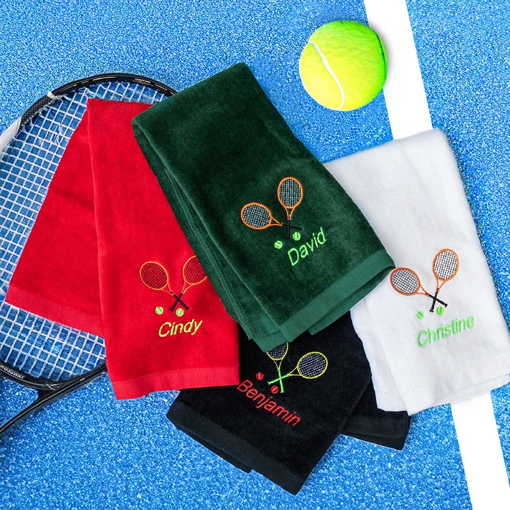 Personalisiertes Tennis Handtuch mit Namen und Tennisschläger Stickerei