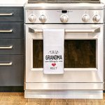 Personalizzato Questo Nonna appartiene a Asciugapiatti in cotone con nome e cuore Decorazione per la cucina Festa della mamma Regalo di inaugurazione 