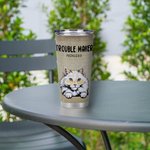 Gepersonaliseerde Leuke Hond Kat Trouble Maker 20oz Tumbler voor Huisdierliefhebber