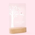 Luce notturna a LED personalizzata con uccelli dell'amore con base in legno e nomi di coppia Decor da scrivania Regalo romantico di San Valentino per 
