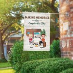 Henkilökohtainen Making Memories Yksi leirintäalue kerrallaan Garden Flag lahja pariskunnalle