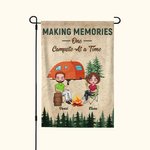 Bandera de jardín personalizada Making Memories One Campsite at a Time Regalo conmemorativo de aniversario para pareja