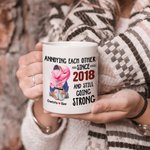 Tazza in ceramica bianca con cuore personalizzato e nome che si infastidiscono a vicenda da anni e continuano ad andare avanti Regalo di San Valentino