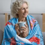 Personalized Family Birth Flowers Love Grows Here Fleece Blanket Gift for Mom Grandma